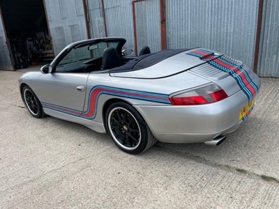 Lot 99 - 1999 Porsche 911 Carrera 4 Cabriolet