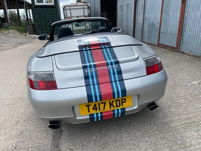 Lot 99 - 1999 Porsche 911 Carrera 4 Cabriolet