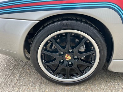 Lot 99 - 1999 Porsche 911 Carrera 4 Cabriolet