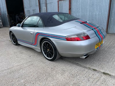 Lot 99 - 1999 Porsche 911 Carrera 4 Cabriolet