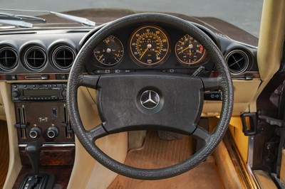 Lot 47 - 1980 Mercedes Benz 450 SLC