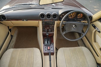 Lot 47 - 1980 Mercedes Benz 450 SLC
