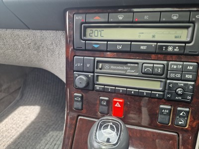 Lot 78 - 1998 Mercedes-Benz SL 500 '40th Anniversary' Limited Edition