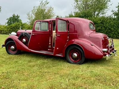 Lot 24 - 1935 Packard Eight Club Sedan