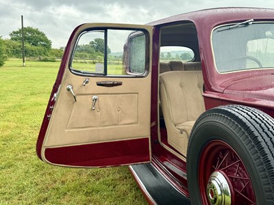 Lot 24 - 1935 Packard Eight Club Sedan
