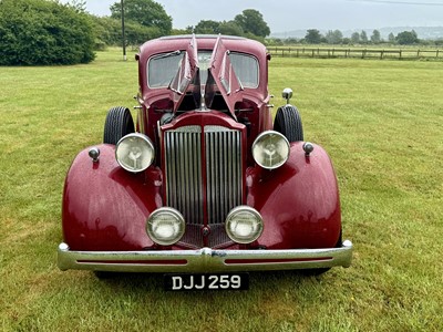 Lot 24 - 1935 Packard Eight Club Sedan