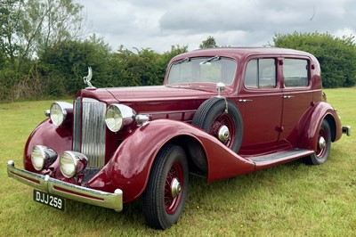 Lot 24 - 1935 Packard Eight Club Sedan