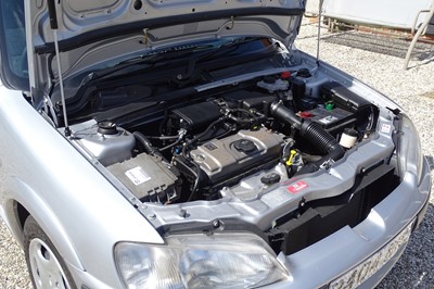 Lot 73 - 1998 Peugeot 106 XR Quicksilver