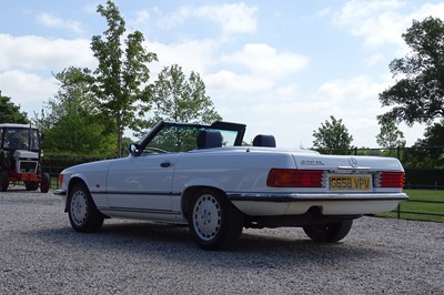 Lot 112 - 1989 Mercedes-Benz 300SL
