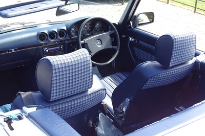 Lot 112 - 1989 Mercedes-Benz 300SL