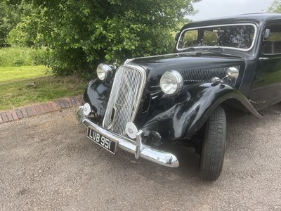 Lot 90 - 1954 Citroën Traction Avant 15 'Big Six'
