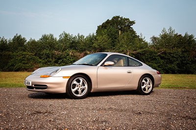 Lot 26 - 1997 Porsche 911 Carrera