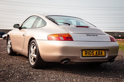 Lot 26 - 1997 Porsche 911 Carrera