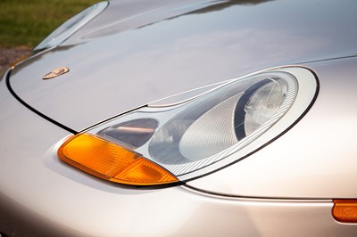 Lot 26 - 1997 Porsche 911 Carrera