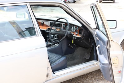 Lot 15 - 1981 Jaguar XJ12 HE