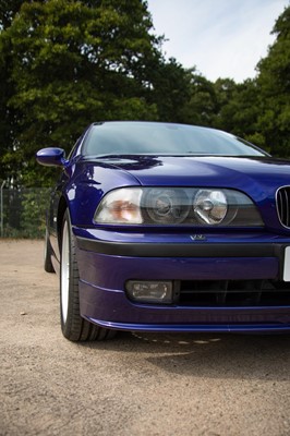 Lot 94 - 2000 BMW Alpina B10 V8