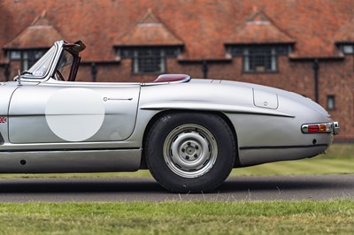 Lot 1963 Mercedes-Benz 300SL Roadster