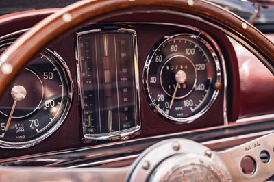 Lot 1963 Mercedes-Benz 300SL Roadster