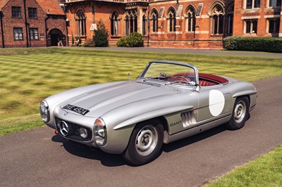 Lot 1963 Mercedes-Benz 300SL Roadster