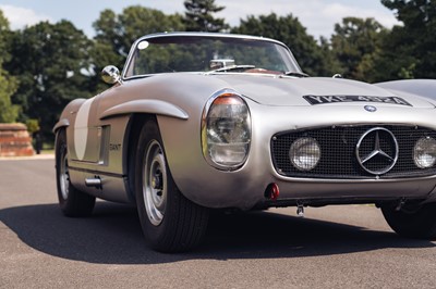 Lot 1963 Mercedes-Benz 300SL Roadster