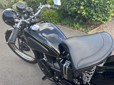 Lot 285 - 1951 Velocette MAC