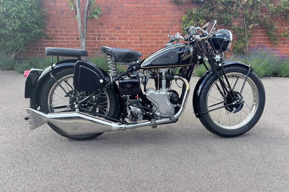 Lot 285 - 1951 Velocette MAC