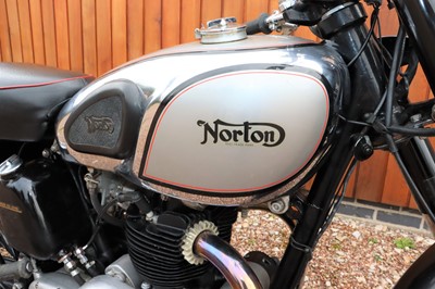 Lot 226 - 1952 Norton Model 7