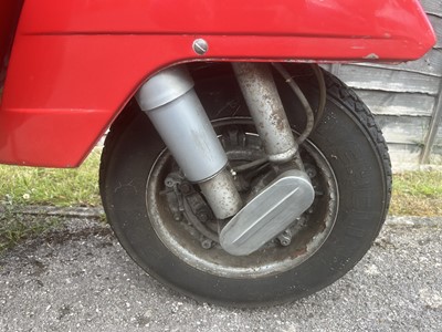 Lot 100 - 1989 Vespa PX125