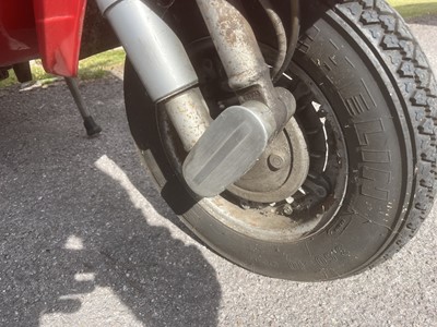 Lot 100 - 1989 Vespa PX125