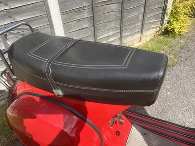 Lot 100 - 1989 Vespa PX125