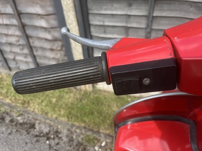 Lot 100 - 1989 Vespa PX125
