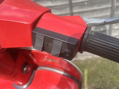 Lot 100 - 1989 Vespa PX125
