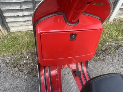 Lot 100 - 1989 Vespa PX125