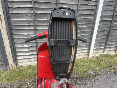 Lot 100 - 1989 Vespa PX125