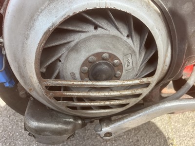 Lot 100 - 1989 Vespa PX125