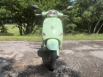 Lot 111 - 2002 Vespa ET4 125LE