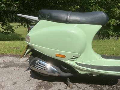 Lot 111 - 2002 Vespa ET4 125LE