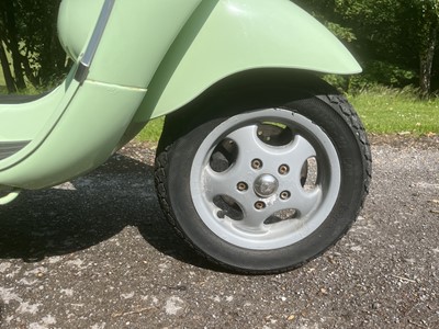 Lot 111 - 2002 Vespa ET4 125LE