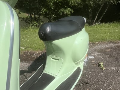 Lot 111 - 2002 Vespa ET4 125LE