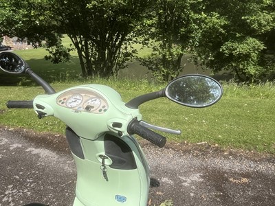 Lot 111 - 2002 Vespa ET4 125LE