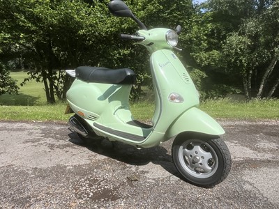Lot 111 - 2002 Vespa ET4 125LE