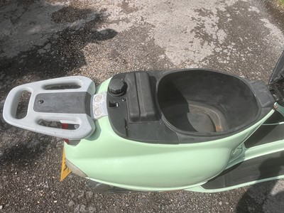 Lot 111 - 2002 Vespa ET4 125LE
