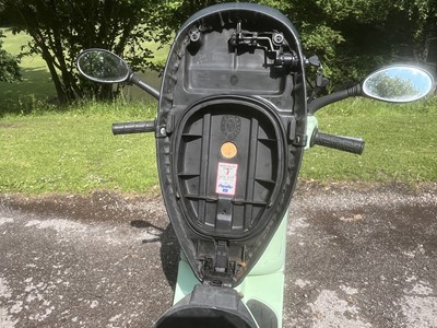 Lot 111 - 2002 Vespa ET4 125LE