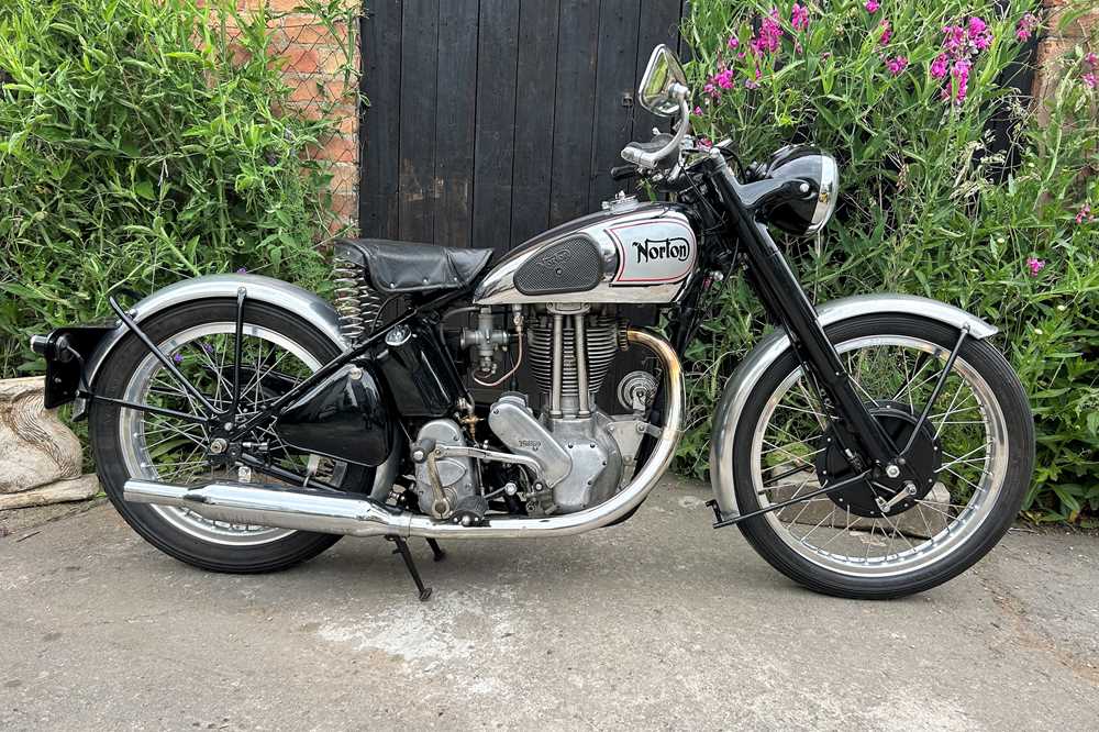 Lot 341 - 1949 Norton ES2 Special
