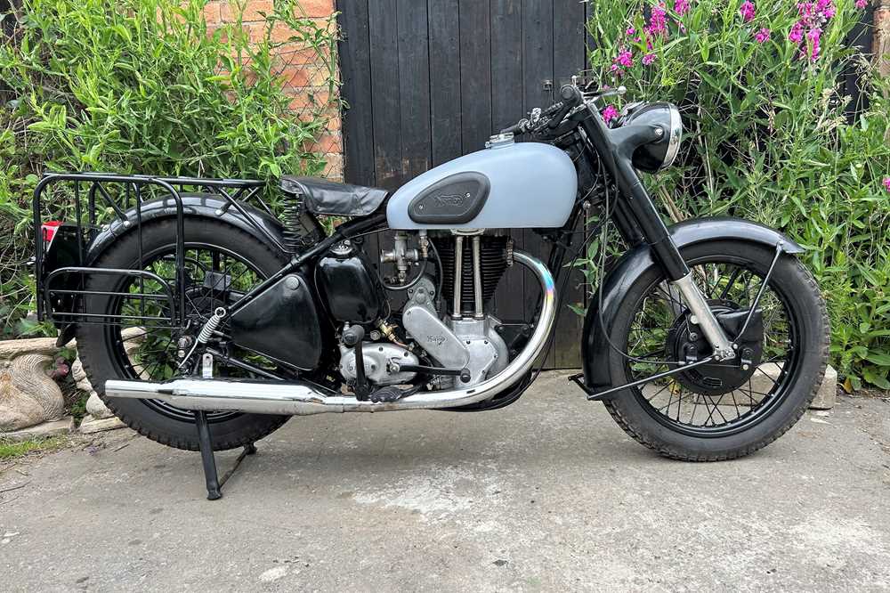 Lot 359 - 1951 Norton Model 18
