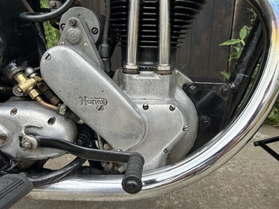 Lot 359 - 1951 Norton Model 18