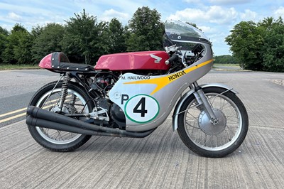Lot 357 - c.1985 Honda 250RR Mike Hailwood Evocation