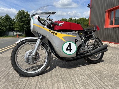 Lot 357 - c.1985 Honda 250RR Mike Hailwood Evocation