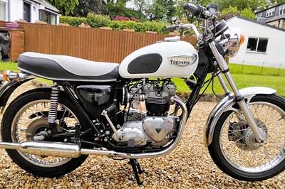 Lot 249 - 1977 Triumph T140 Bonneville