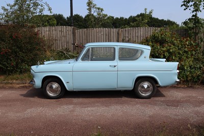 Lot 45 - 1964 Ford Anglia